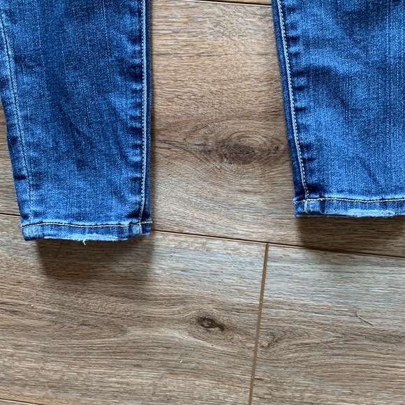 American Eagle sz 0 curvy super hi-rise jegging jeans distressed euc - Picture 2 of 9